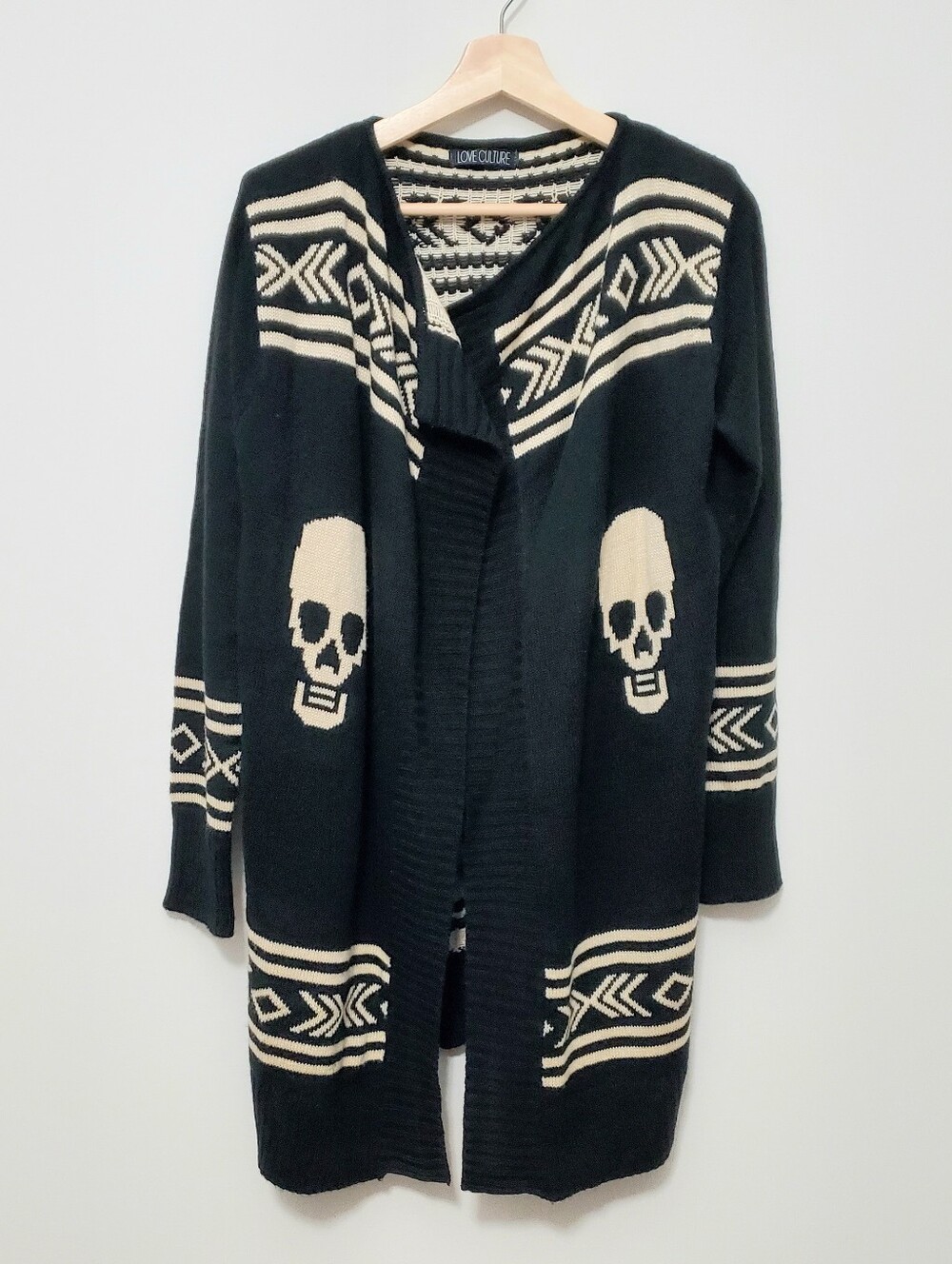 Love Culture Women's Skull Print Open Cardigan Sweater M/L Black EUC Halloween